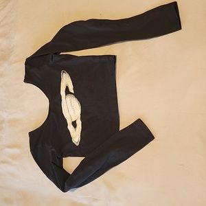 Long sleeve crop top